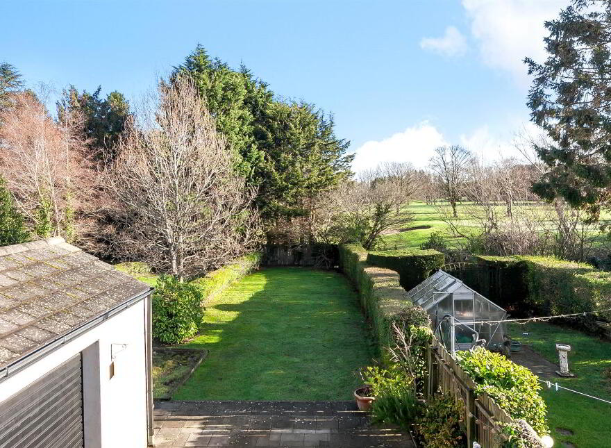 70 Priory Park, Belfast, BT10 0AG