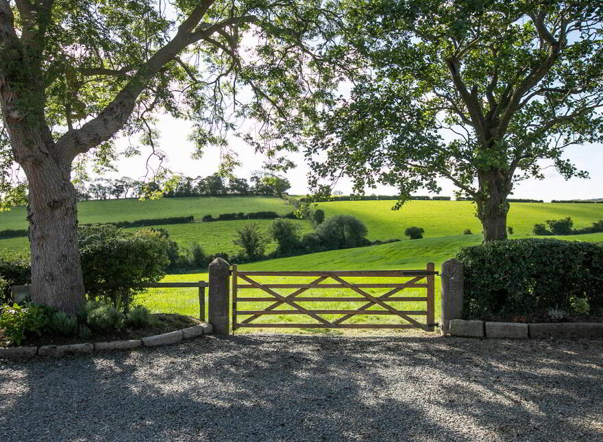 Church View, 543 Belfast Road, Crawfordsburn, Bangor, BT19 1UJ