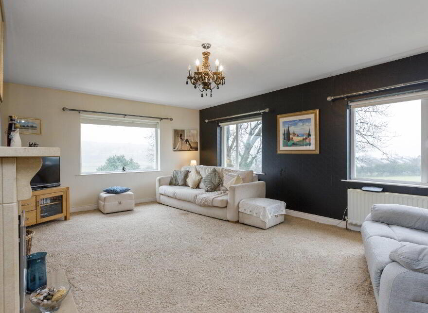 125 Crawfordsburn Road, Newtownards, BT23 4UH