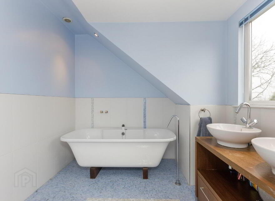 125 Crawfordsburn Road, Newtownards, BT23 4UH