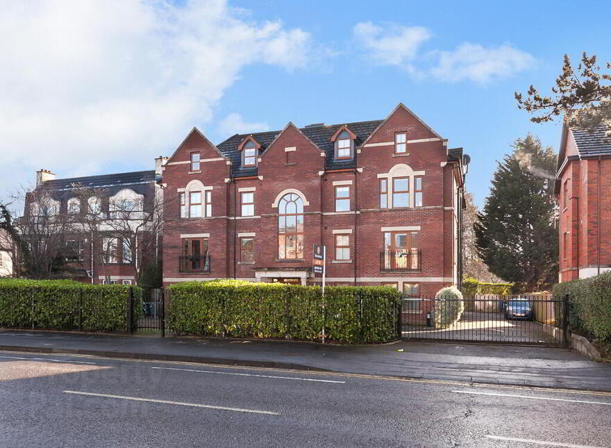 Apartment 14 22 Upper Lisburn Road, Belfast, BT10 0AA photo