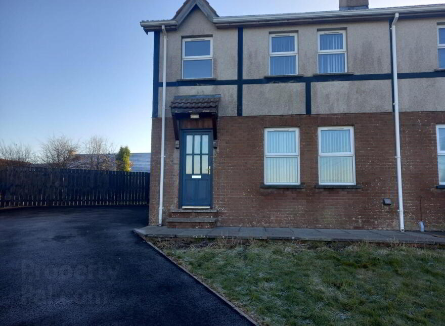 11 Ashdale, Coleraine, BT52 2DD photo