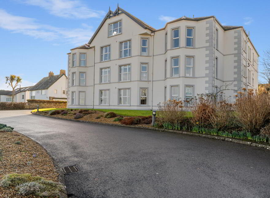 4 Warren Manor, Warren Road, Donaghadee, BT21 0QT