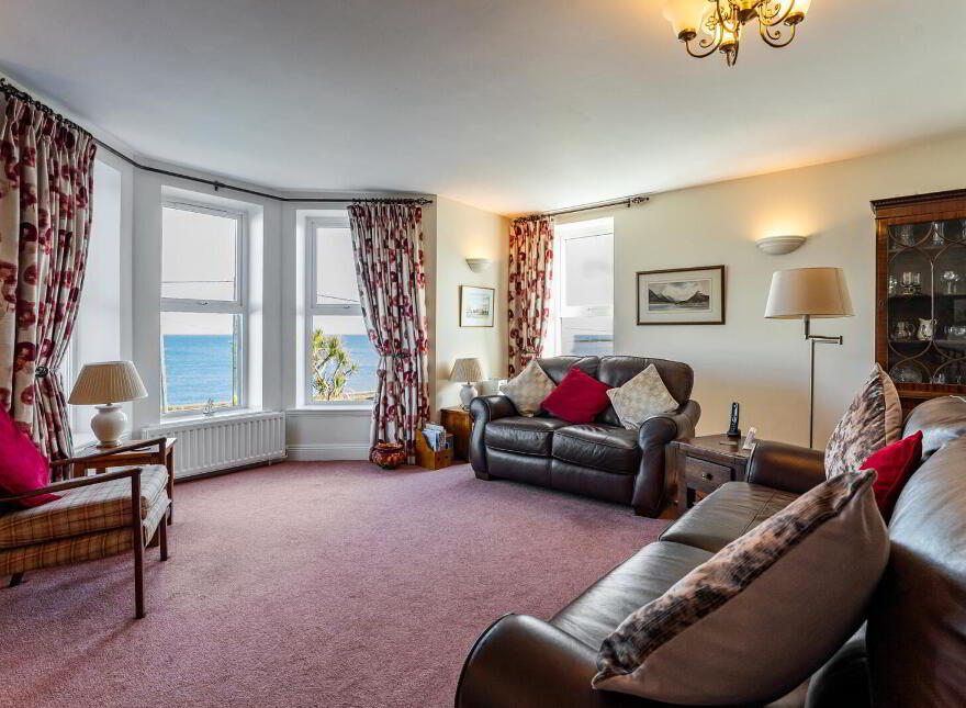 4 Warren Manor, Warren Road, Donaghadee, BT21 0QT