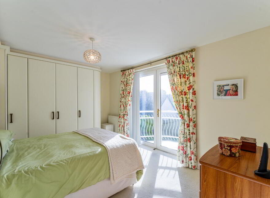 4 Warren Manor, Warren Road, Donaghadee, BT21 0QT