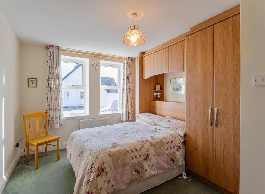4 Warren Manor, Warren Road, Donaghadee, BT21 0QT