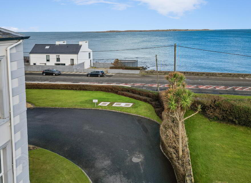 4 Warren Manor, Warren Road, Donaghadee, BT21 0QT