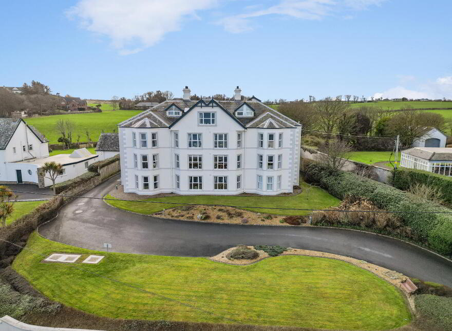 4 Warren Manor, Warren Road, Donaghadee, BT21 0QT