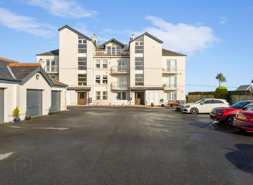 4 Warren Manor, Warren Road, Donaghadee, BT21 0QT