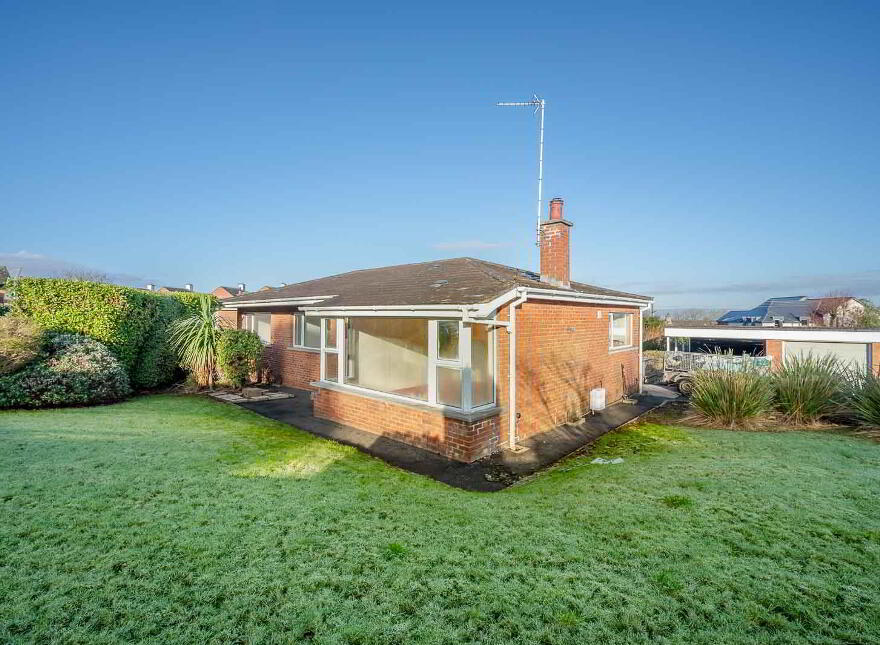 10 Tudor Oaks, Holywood, BT18 0PA