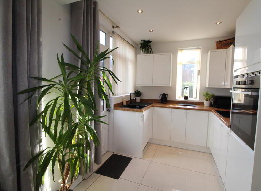16 Skegoneill Avenue, Belfast, BT15 3JN
