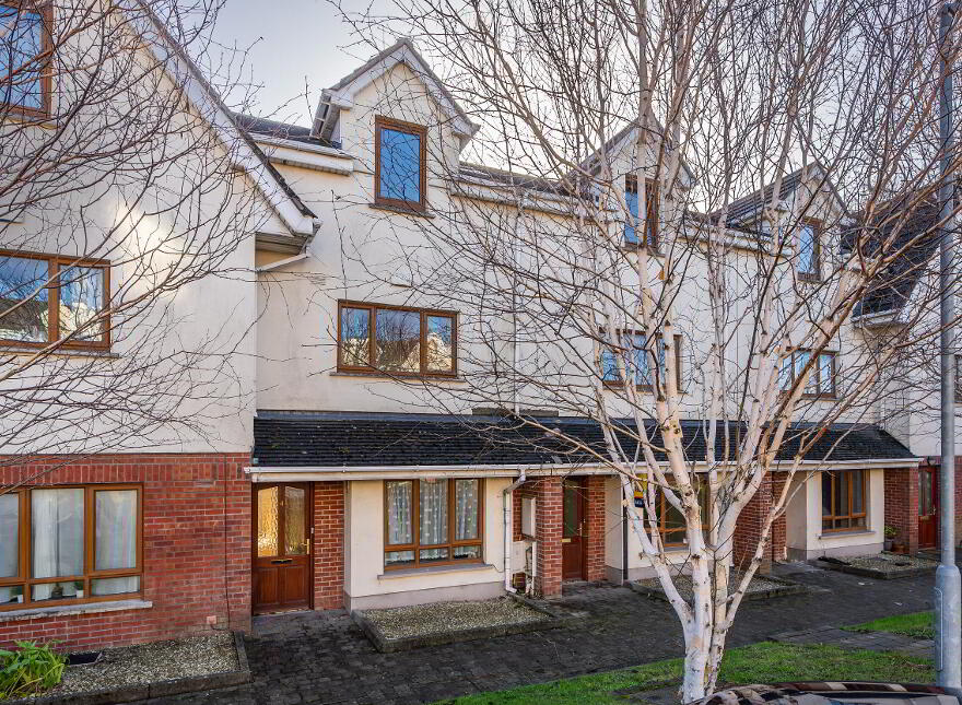 4 Garrynisk Square, Belgard, Tallaght, Dublin, D24XH36 photo