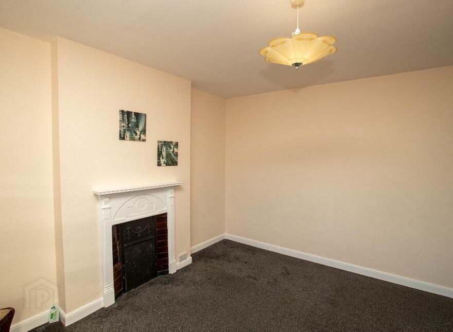 16 Dundrum Road, Newcastle, BT33 0BG