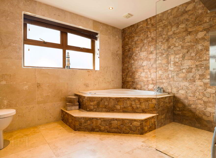 8 Carrogs Lane, Lower Carrogs Road, Newry, BT34 2TY