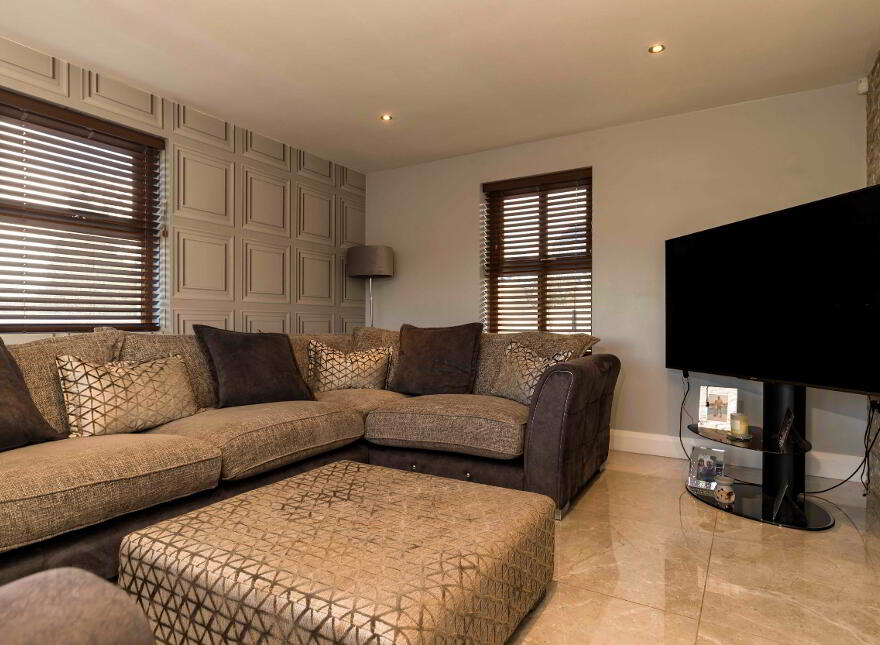 8 Carrogs Lane, Lower Carrogs Road, Newry, BT34 2TY