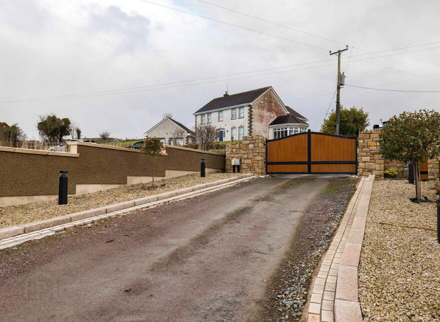 8 Carrogs Lane, Lower Carrogs Road, Newry, BT34 2TY