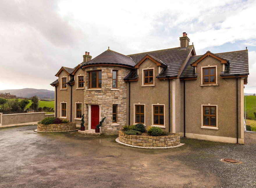 8 Carrogs Lane, Lower Carrogs Road, Newry, BT34 2TY