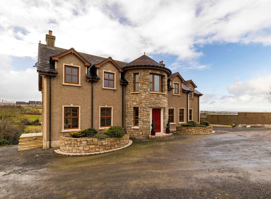 8 Carrogs Lane, Lower Carrogs Road, Newry, BT34 2TY