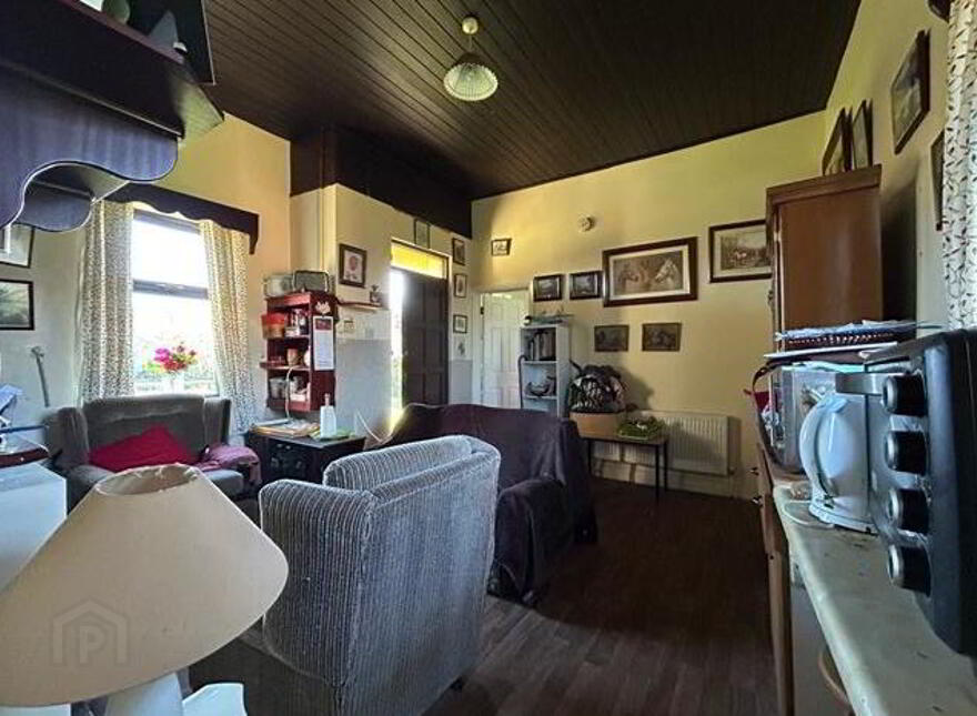 Lisloughna, Swinford, Mayo, F12HN59