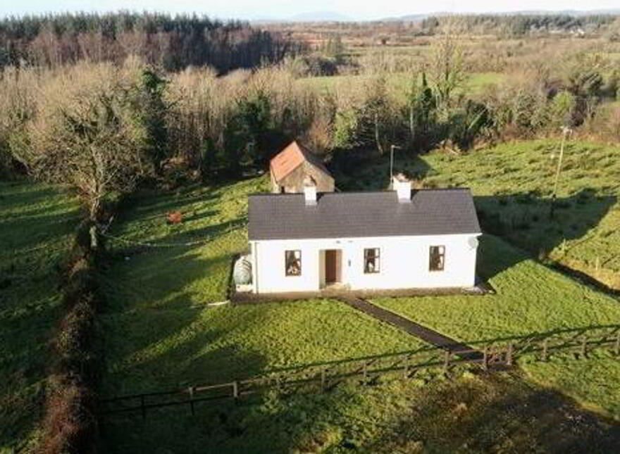 Lisloughna, Swinford, Mayo, F12HN59