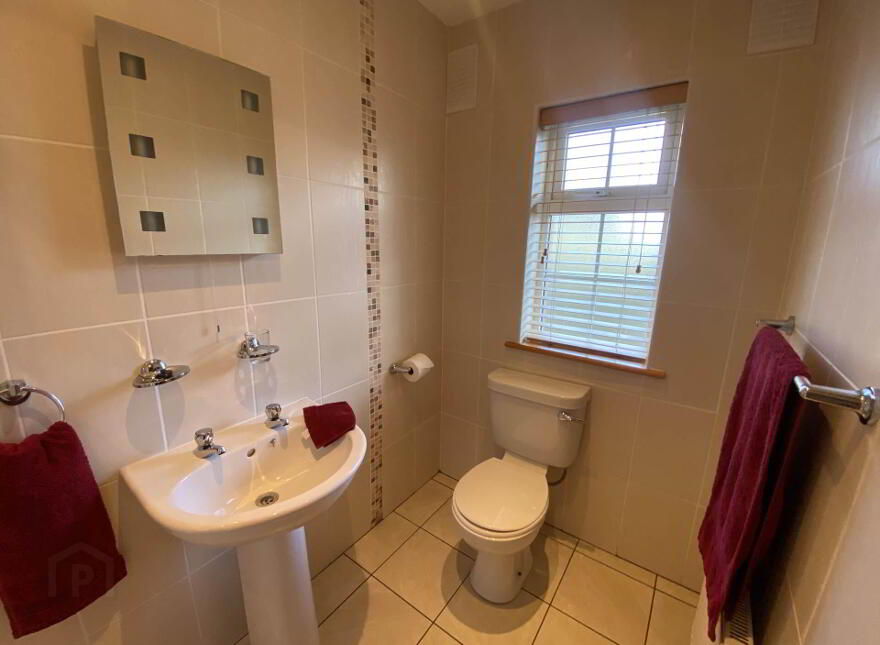 45 Árd Coillte, Ballina