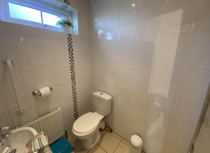 45 Árd Coillte, Ballina