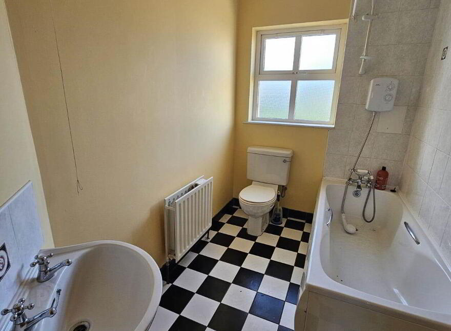111 Blue Cedars, Ballybofey, F93F2X7