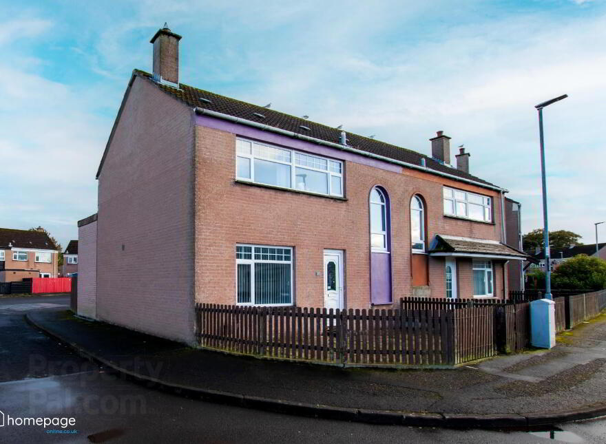 21 Gorteen Crescent, Limavady, BT49 9EW photo