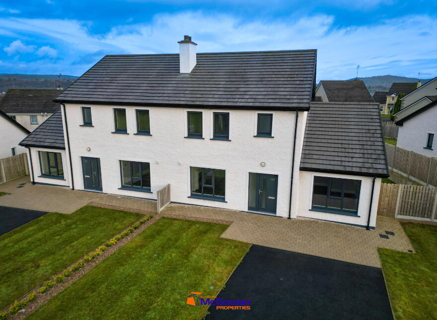 4 Bed Semi, The Beeches, Navenny, Ballybofey