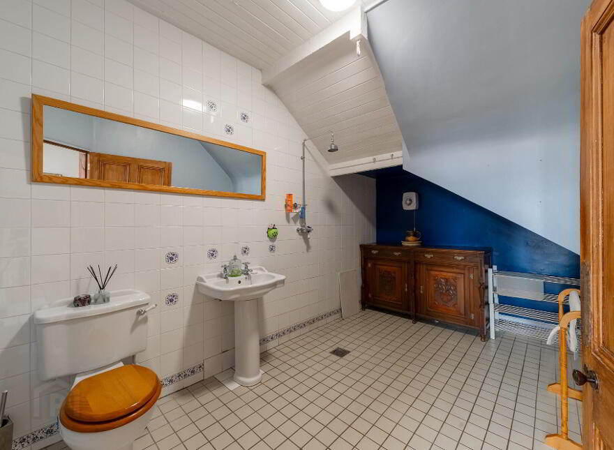 Barr Hall Barns, 31 Bar Hall Road, Portaferry, BT22 1RQ