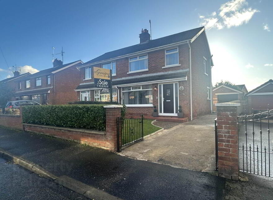 52 Stewartstown Avenue, Belfast, BT11 9GE photo