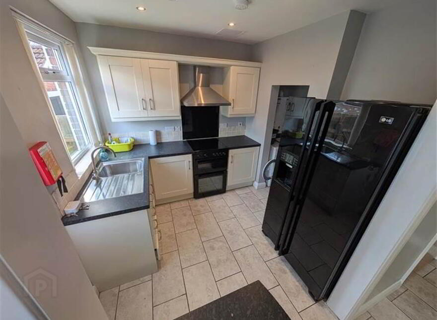 70 Sandhurst Drive, Belfast, BT9 5AZ