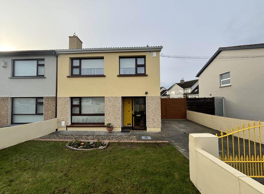 41 Stenson Park, Farranshone photo