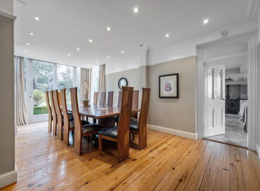 8 Clanbrassil Road, Holywood, BT18 0AR