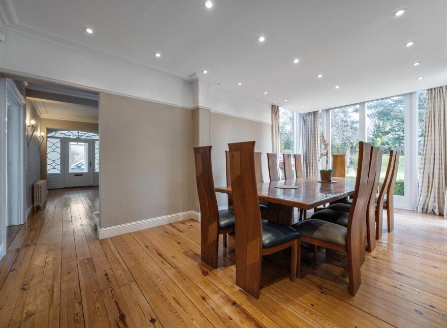 8 Clanbrassil Road, Holywood, BT18 0AR