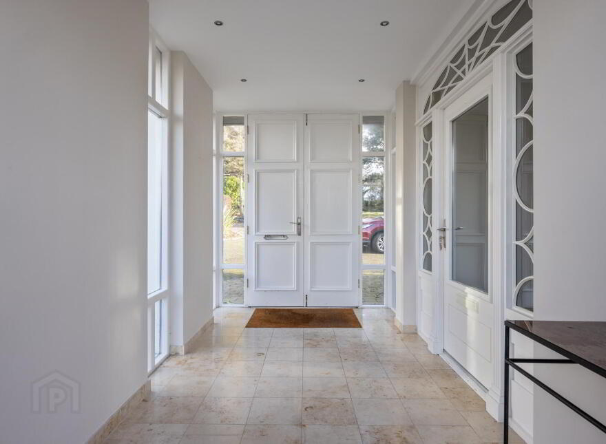 8 Clanbrassil Road, Holywood, BT18 0AR