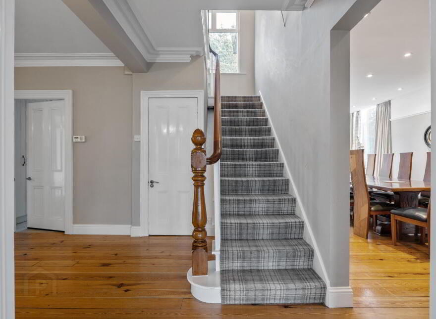 8 Clanbrassil Road, Holywood, BT18 0AR