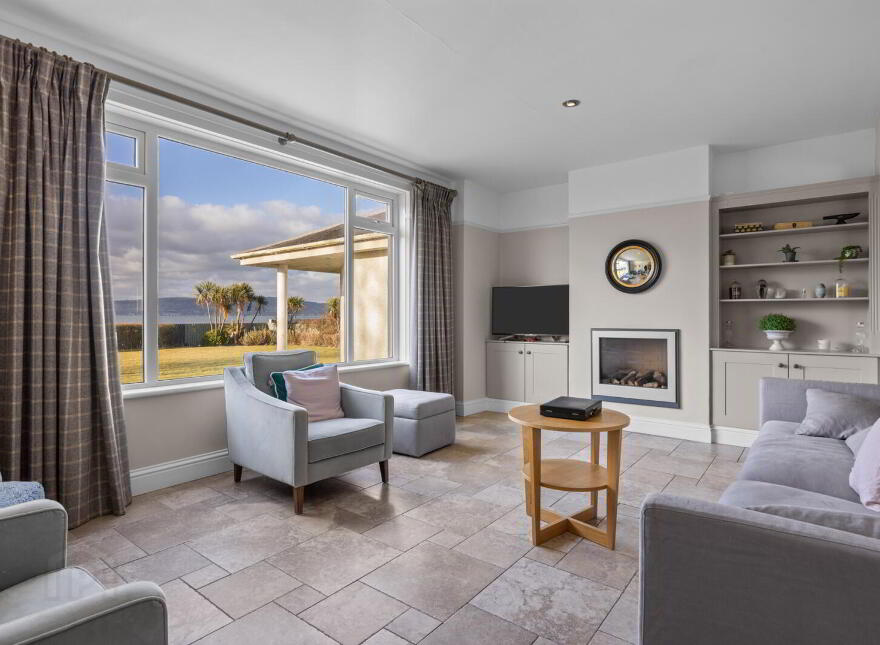 8 Clanbrassil Road, Holywood, BT18 0AR