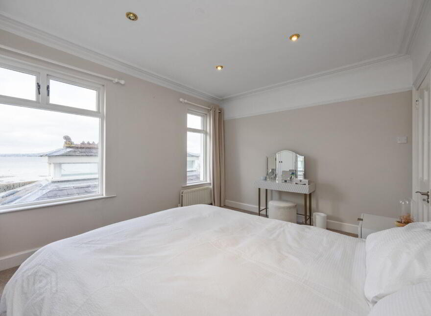 8 Clanbrassil Road, Holywood, BT18 0AR