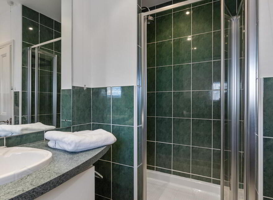 8 Clanbrassil Road, Holywood, BT18 0AR
