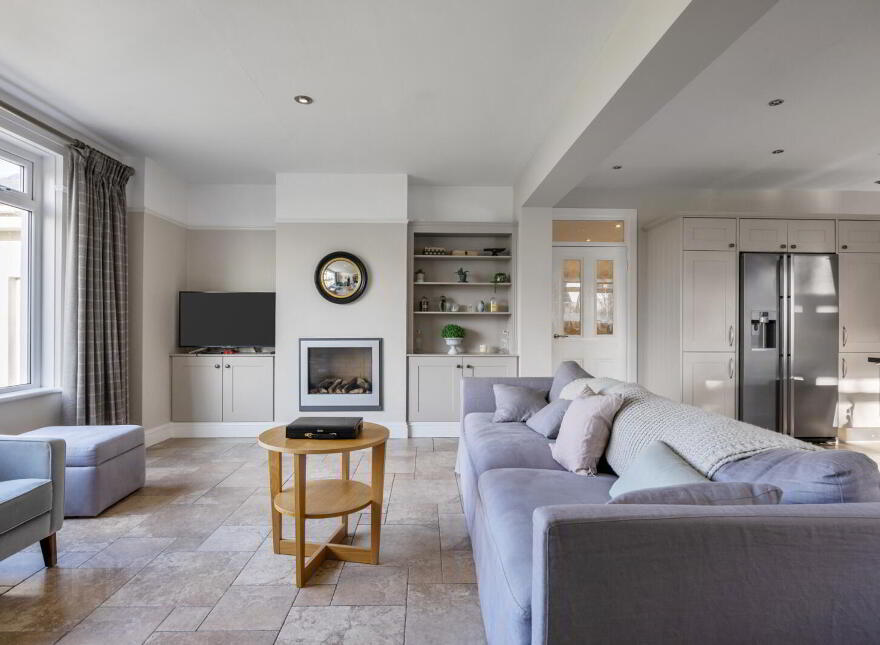 8 Clanbrassil Road, Holywood, BT18 0AR