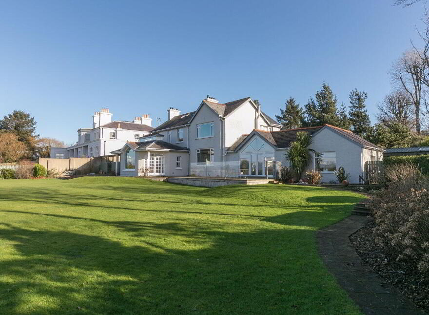 8 Clanbrassil Road, Holywood, BT18 0AR