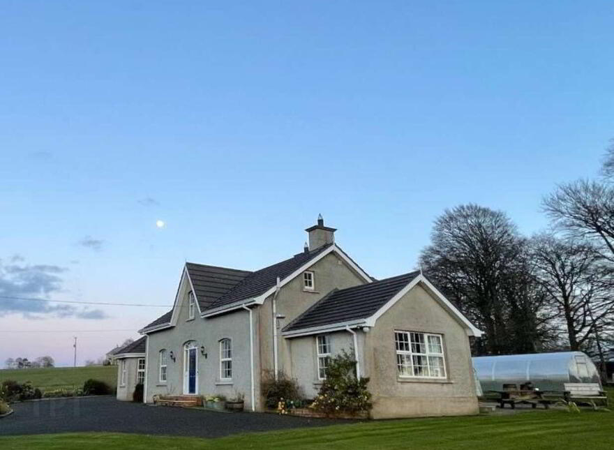 Carnfeogue Lodge, 156a Ballinlea Road, Ballymoney, BT53 8PX