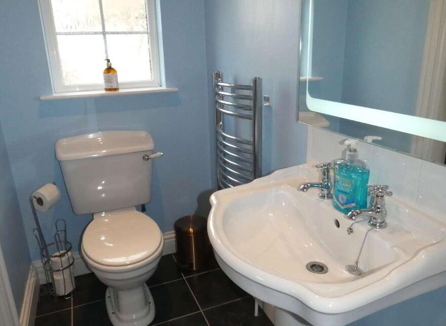 Carnfeogue Lodge, 156a Ballinlea Road, Ballymoney, BT53 8PX