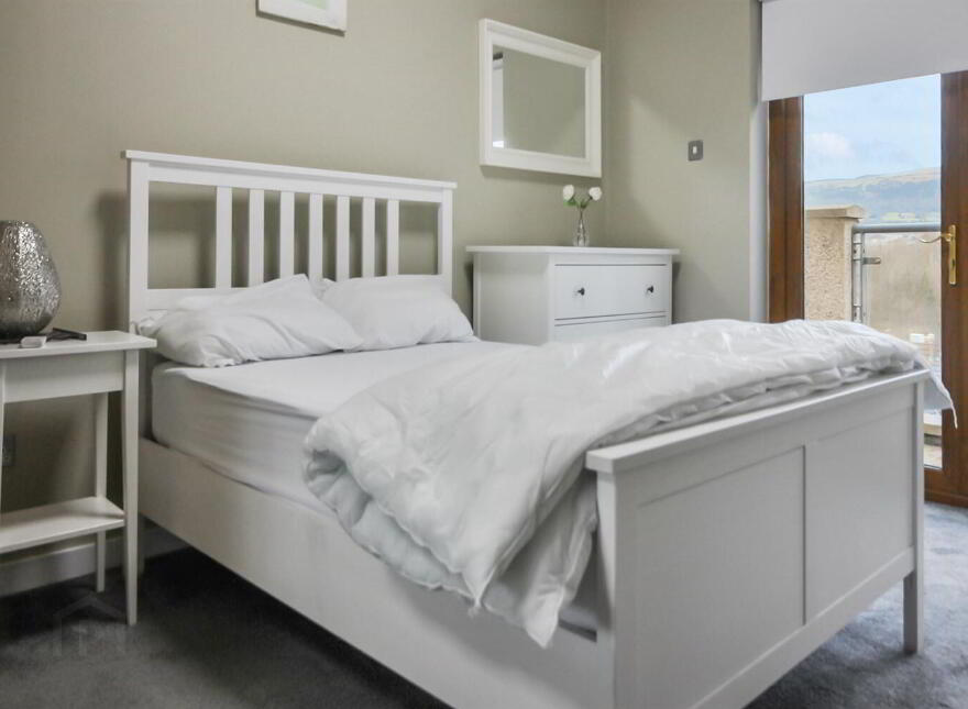 Apt 83 Park Royal, 841c Lisburn Road, Belfast, BT9 7GY