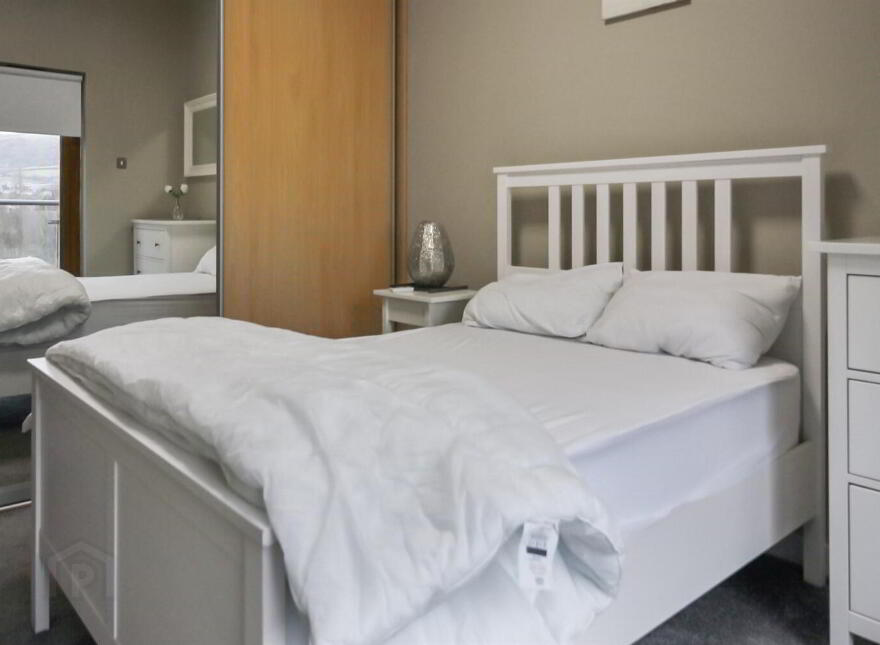 Apt 83 Park Royal, 841c Lisburn Road, Belfast, BT9 7GY