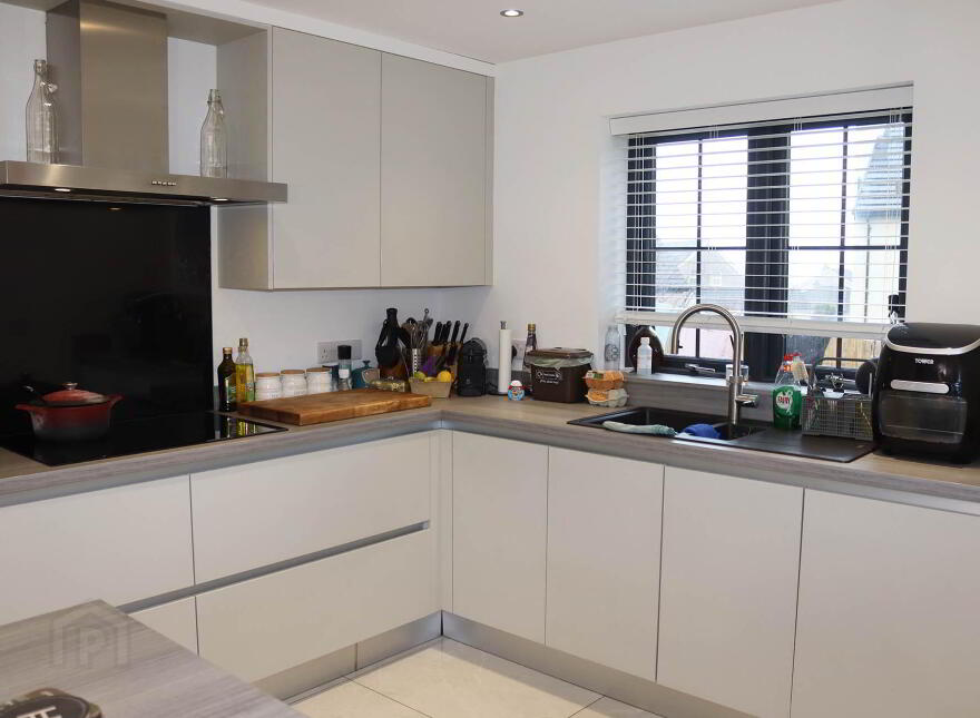 15 Whitehall View, Ballycastle, BT54 6JS