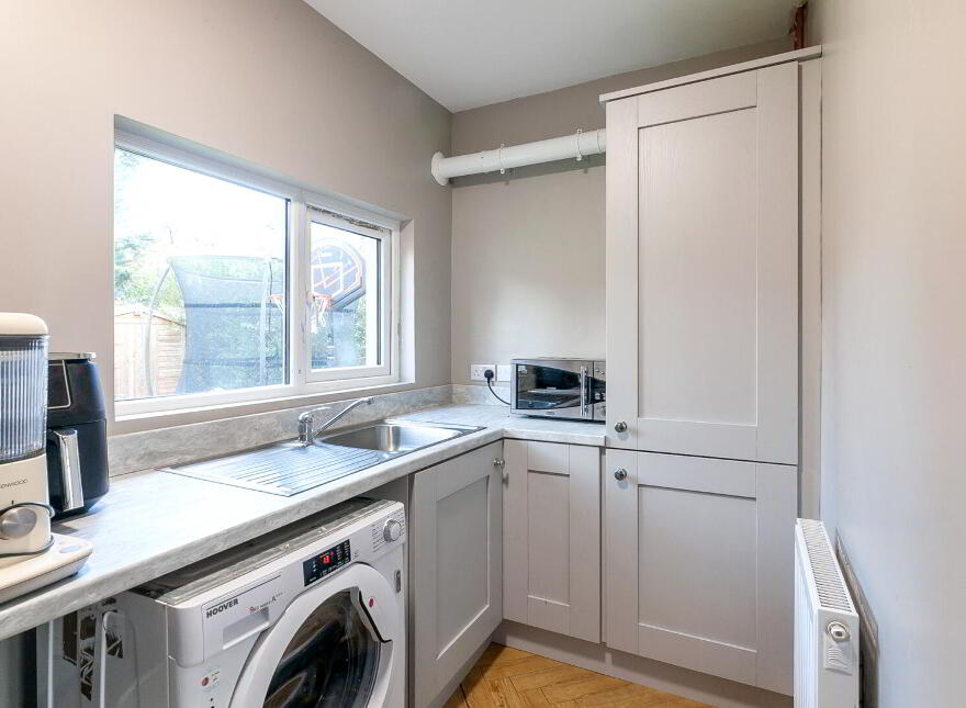 20 Chichester Avenue, Belfast, BT15 5EH