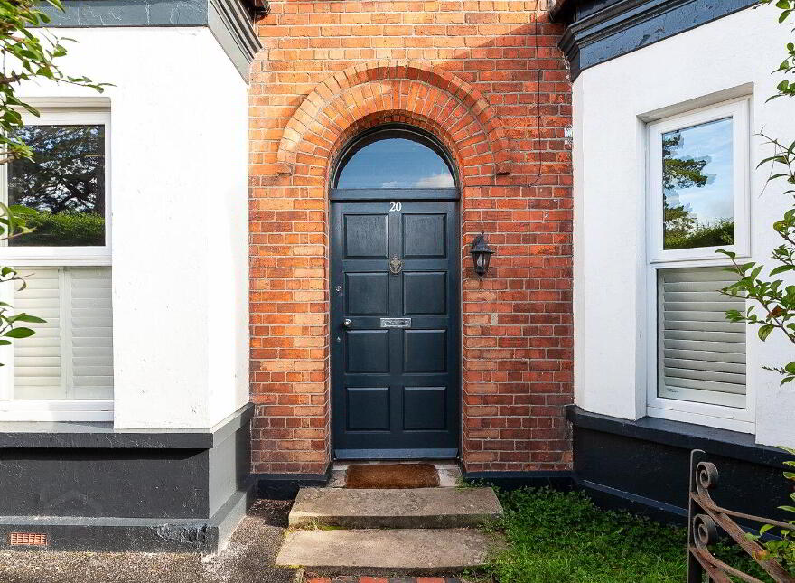 20 Chichester Avenue, Belfast, BT15 5EH
