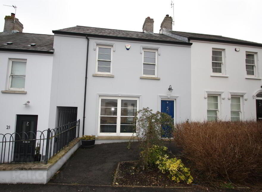 19 Wicket Lane, Saintfield, Ballynahinch, BT24 7FJ photo